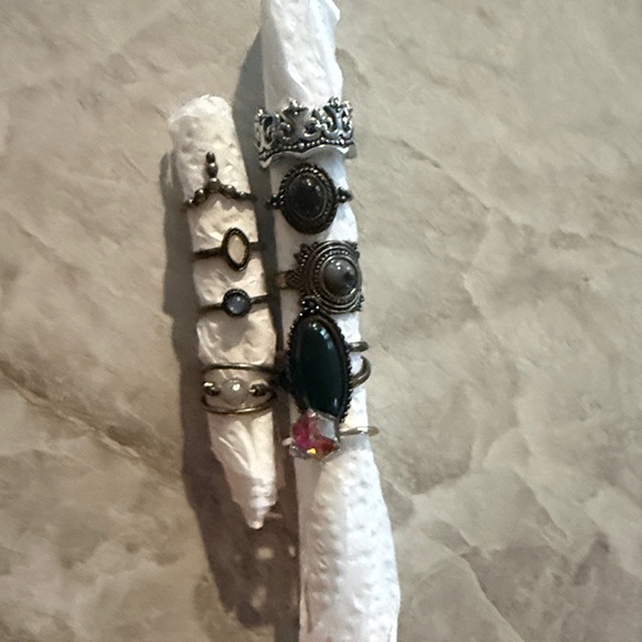 Vintage Style Black and Green Ring Set Of 9 - Picture 6 of 6